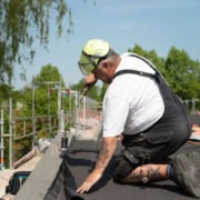 Reparation af tagpap på tag